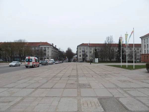 Espaciosa Plaza Central Siauliai Lituania — Foto de Stock