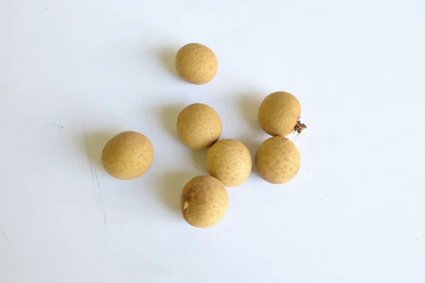 Dimocarpus Longan Longan Isoliert Auf Weißem Hintergrund Frische Thailändische Longanfrüchte — Stockfoto