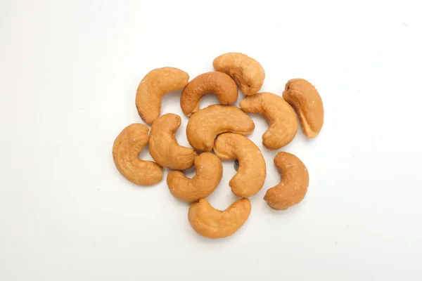 Rostade Cashewnötter Isolerade Vit Bakgrund Hälsosam Mat Och Viktminskning Koncept — Stockfoto