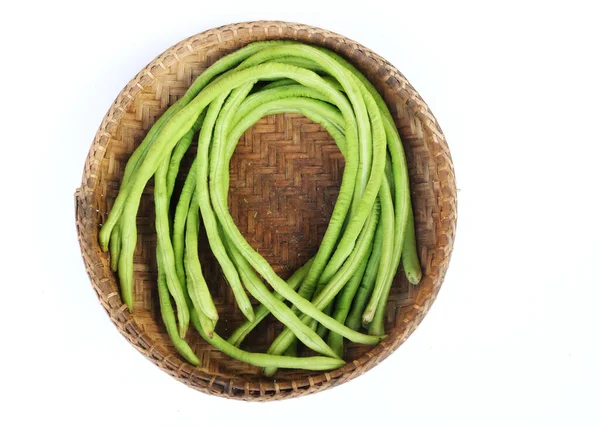 Fresh Raw Organic Yard Long Bean Basket Isolate White Background — ストック写真