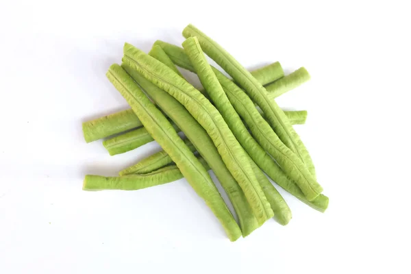 Sliced Yard Long Bean Vegetable Isolate White Background — Zdjęcie stockowe