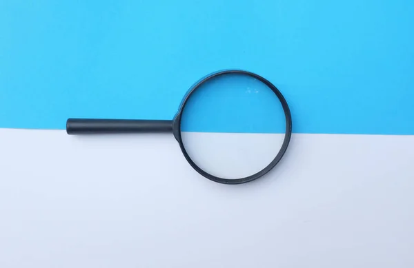 Magnifying Glass Isolated Blue White Background — Foto Stock