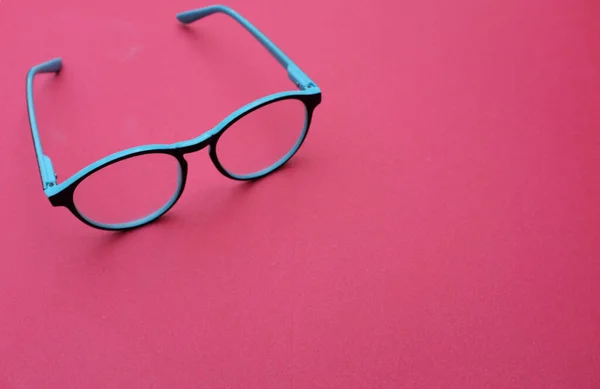 Klare Brille Brille Blauer Rahmen Mit Drahtstreifen Modernen Stil Auf — Stockfoto