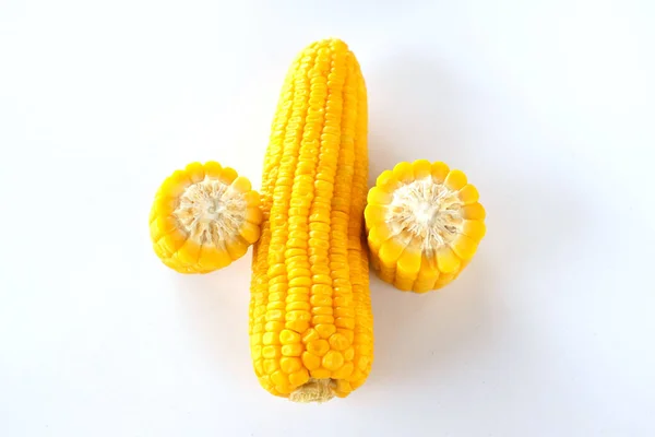 Top View Flat Lay Delicious Boiled Sweet Corn Isolate White — стоковое фото