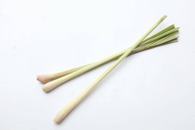 taze organik limon otu, cymbopogon citratus, lapine, limon otu, beyaz arka planda izole edilmiş .ünlü malzeme, Asya mutfağında gıda otları.