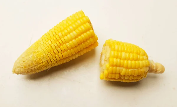 Hromada Vařeného Lahodného Zralého Kukuřice Cukrové Zea Mays Izolátu Bílém — Stock fotografie