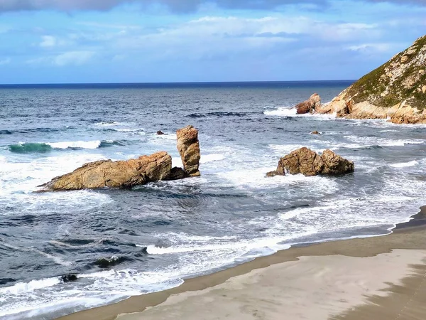 Plaża Bayas lub Sablon, gmina Castrillon, Asturias, Hiszpania — Zdjęcie stockowe