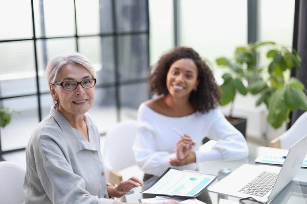 Business Women Smile While Working Together Laptop Table Boardroom Office — Foto Stock