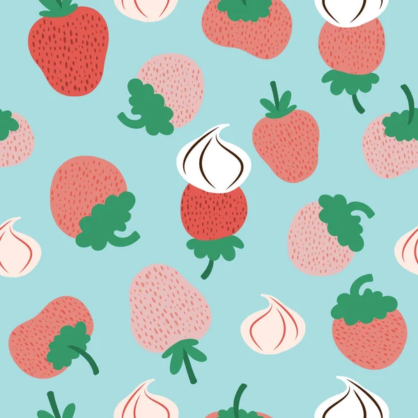 空の青の背景にホイップクリームと新鮮なイチゴとベクトルシームレスパターン フラットスタイルデザイン — ストックベクタ