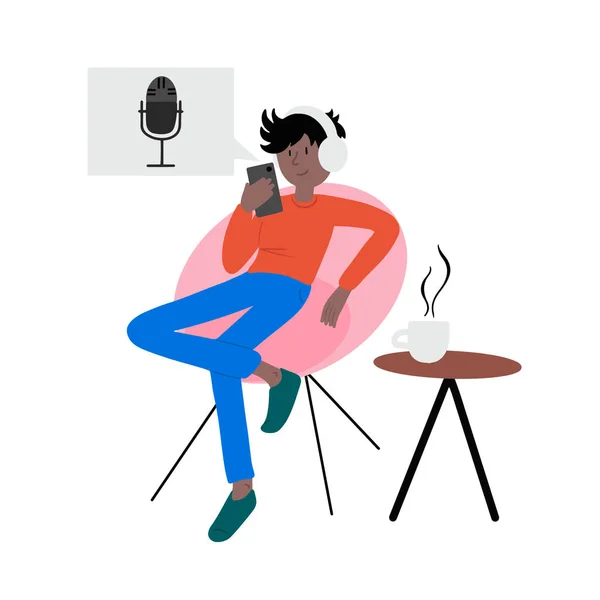 Расслабляющий Мужчина Современном Кресле Слушает Подкаст Онлайн Шоу Через Мобильный — стоковый вектор