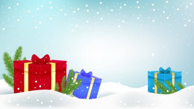 Mutlu Noeller ve mutlu yıllar. Kar ve Noel hediye kutuları ve çam ağacıyla arka plan