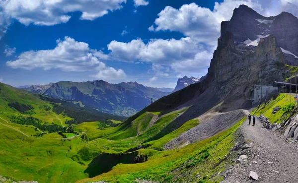 Alpy Szwajcarskie Okresie Letnim — Zdjęcie stockowe