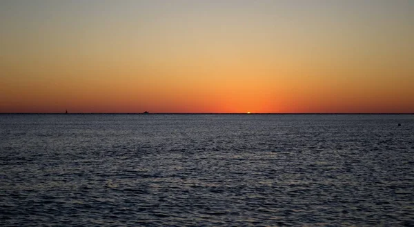 Zachód Słońca Nad Morzem Słońce Zaszło Nad Horyzontem — Zdjęcie stockowe