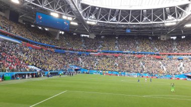 Futbol maçı ve güzel stadyum..