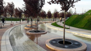 Krasnodar Stadyumu yakınında güzel bir park..