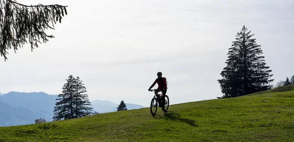 Woman Silhouette Riding Her Electric Mountain Bike Allgaeu Alps Oberstaufen — Stock Photo, Image