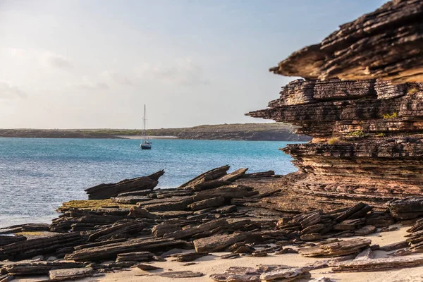 Yacht Anchoring Front Spectacular Rock Formation Two Island Bay Cape — Stock Photo, Image