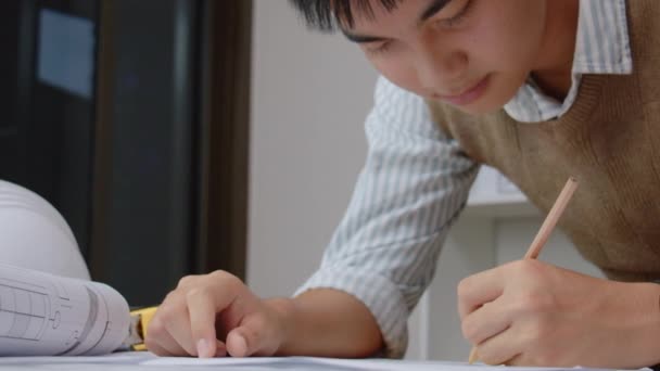 Asian Teenage Who Dreaming Architect Engineer Practice Drawing Blueprint Homework — 비디오