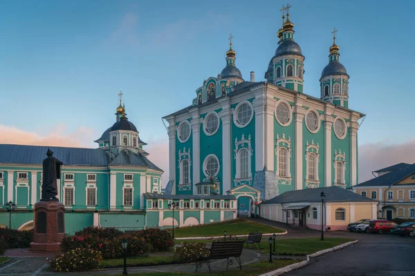 Utsikt Över Katedralen Cathedral Hill Början Solig Morgon Smolensk Ryssland — Stockfoto