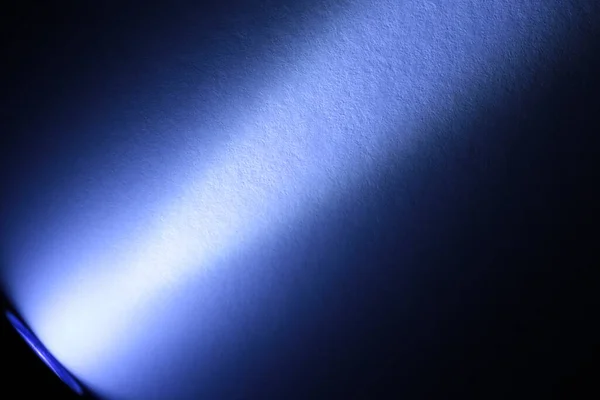Modrý Paprsek Světla Bít Hrubý Povrch Kopií Prostor — Stock fotografie