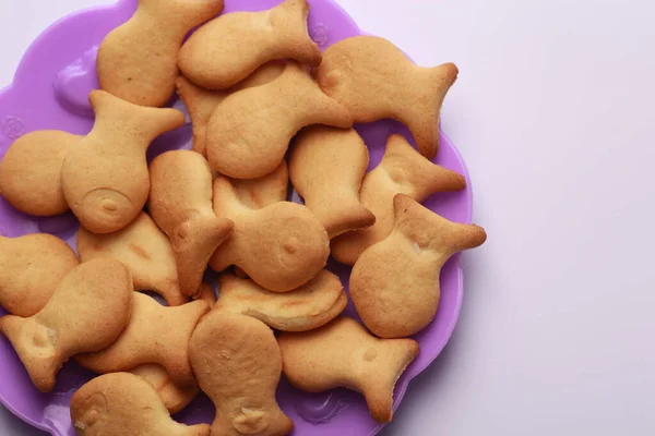 Balık şeklinde kurabiyeler.