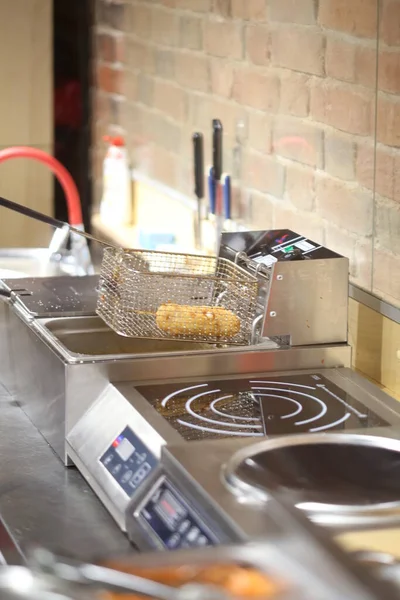 Fast food hazırlamak için mini mutfak