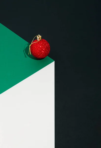 Representación Adorno Rojo Navidad Cubo Papel Fondo Color Diseño Navidad —  Fotos de Stock