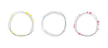 Yuvarlak çerçeveler çizilmiş doğrusal el seti. Kalpli, yıldızlı ve kar taneli doğrusal daireler çiz. Dekoratif öğeler, renklendirmeler, dekor ve tasarım için.