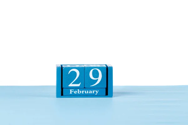 Calendario Madera Febrero Sobre Fondo Blanco Cerca —  Fotos de Stock