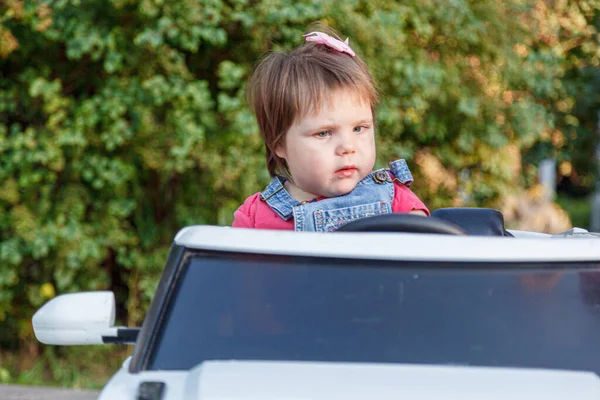 Beautiful Little Girl Car Close — Fotografia de Stock