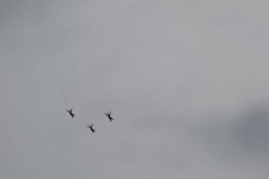 Yerleşim alanlarının yörüngesindeki kentsel savaş tatbikatı simülasyonu.