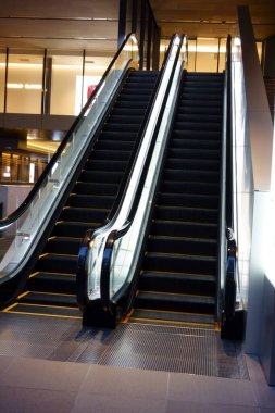 Convenient facilities for home escalators and urban life
