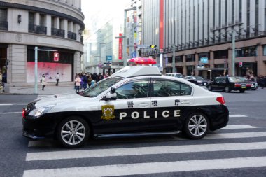 Tokyo Japonya 24 Ocak 2018, Tokyo Ginza Muhteşem bir sokakta şık bir devriye arabası