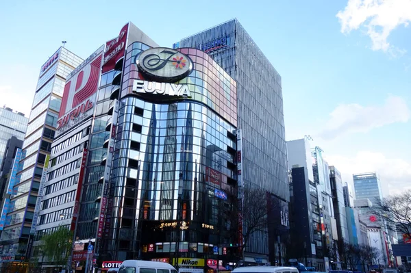 Tokyo Japan January 2018 Tokyo Ginza Gorgeous Buildings Boost People — Foto de Stock
