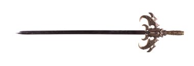 Beyaz arka planda antik ortaçağ kılıçları