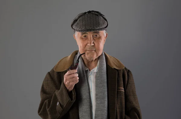 Portrét Starého Muže Dýmkou — Stock fotografie