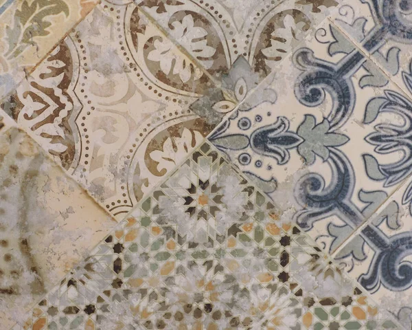 Soyut geometrik mozaik desenli gri mutfak seramik fayans