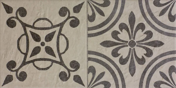 Dekoratif Karo yaprakları ile