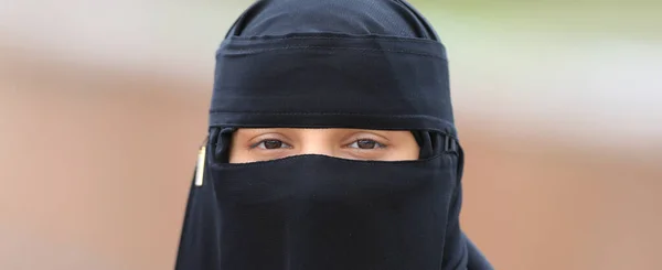 Muslim Woman Hijab — Stock Photo, Image