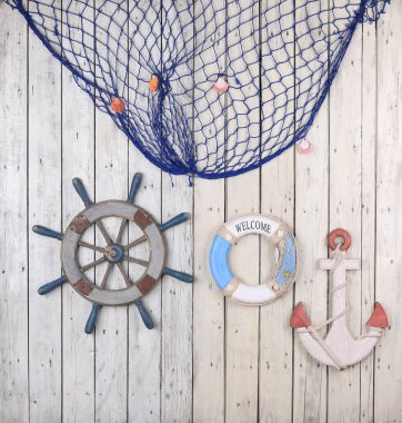 mavi balıkçı ağı ve deniz çarkı