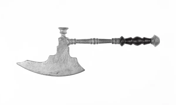 白地に孤立した銀の戦闘斧 — ストック写真