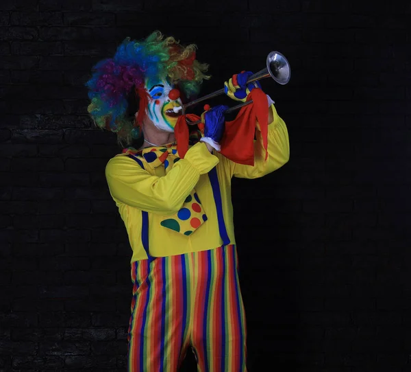 Slechte Clown Met Rode Ballonnen — Stockfoto