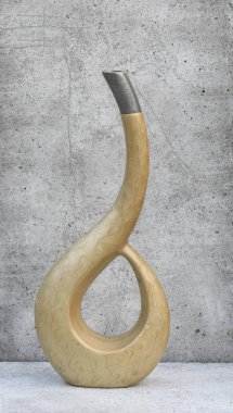 Eski İskandinav gri metal vazosu