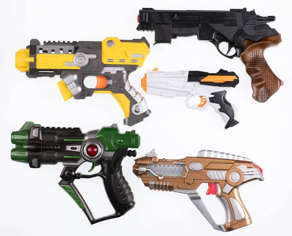 Futuristisk Pistol Blaster Isolerad Vit Bakgrund — Stockfoto