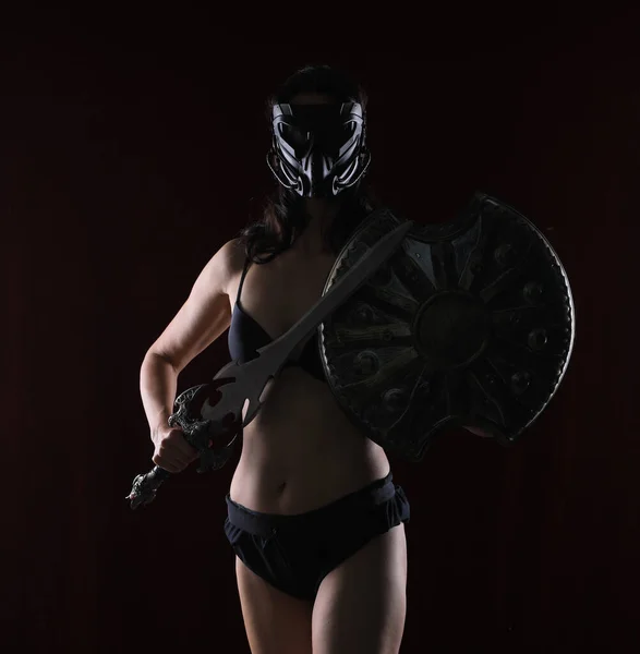 Сексуальная Девушка Шлеме Мечом — стоковое фото