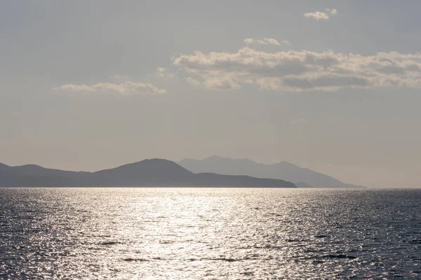 从海滨看托斯卡纳的Elba岛西北海岸 — 图库照片