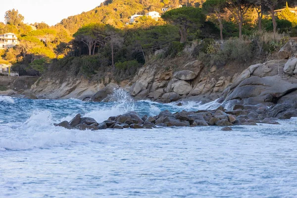 Talya Nın Elba Adasında Sant Andrea Yakınlarındaki Sahil Deniz Yazın — Stok fotoğraf