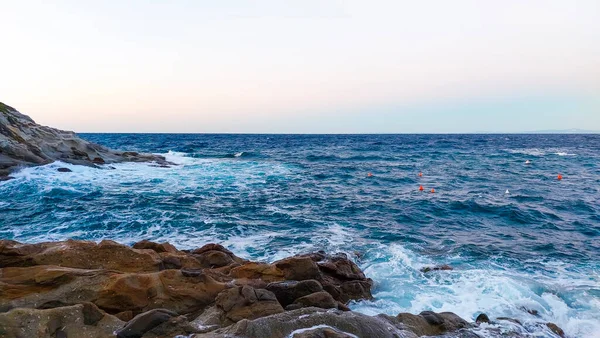 Talya Nın Elba Adasında Sant Andrea Yakınlarındaki Sahil Deniz Yazın — Stok fotoğraf