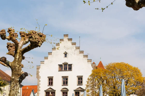 Domy Ulice Historickými Rezidenčními Fasádami Bavorském Přístavním Městě Lindau Bodamského — Stock fotografie