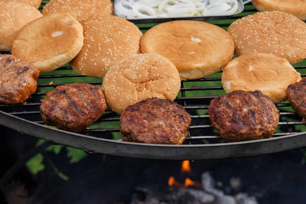 Homemade Crispy Fried Hamburger Patties Grate Charcoal Grill Glowing Coals — Stock Photo, Image